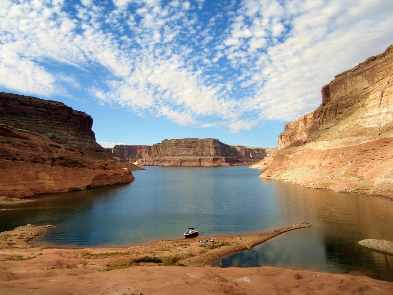 Local View Pet Friendly Boat Parking Close To Antelope Canyon Horseshoebend Page Kültér fotó